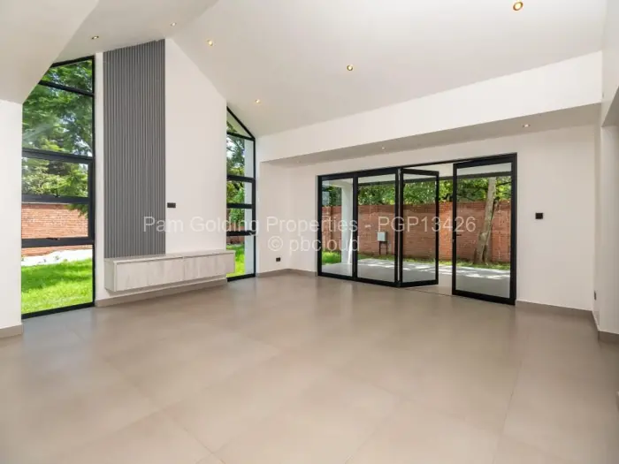 Townhouse/Cluster for Sale in Strathaven, Harare