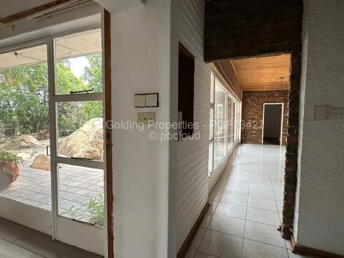 4 Bedroom House for Sale in Burnside, Bulawayo