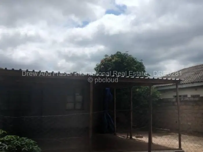 2 Bedroom House for Sale in Glen Norah, Harare