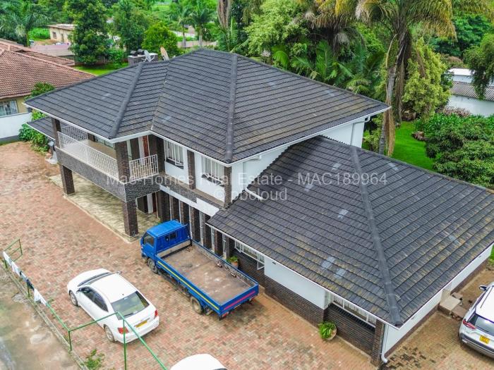 7 Bedroom House for Sale in Chisipite, Harare