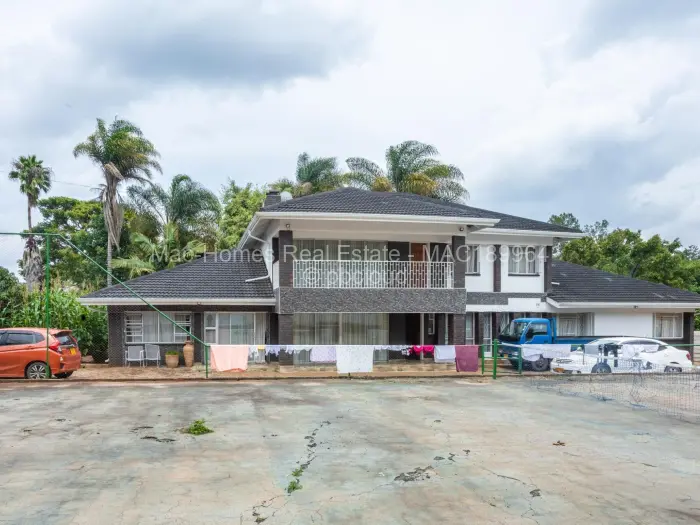 7 Bedroom House for Sale in Chisipite, Harare