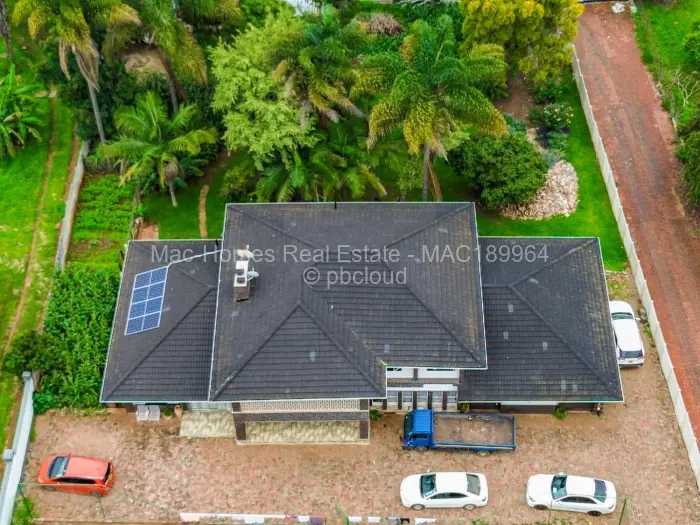 7 Bedroom House for Sale in Chisipite, Harare