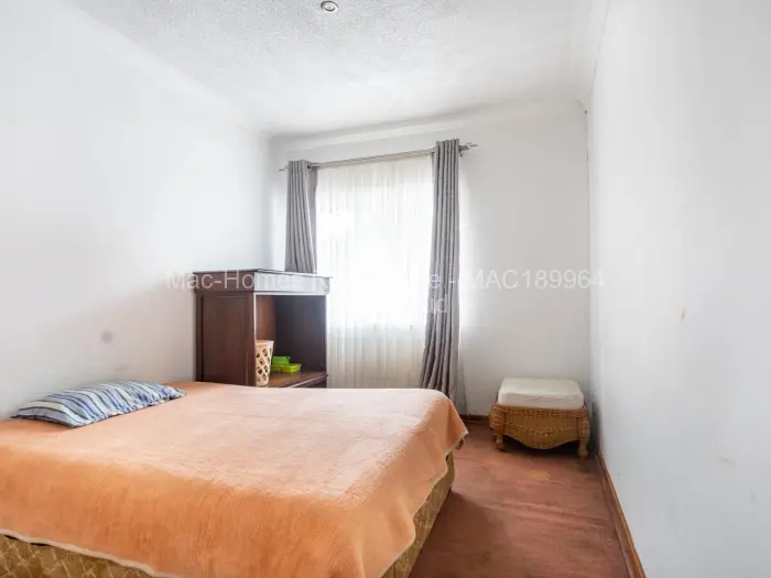 7 Bedroom House for Sale in Chisipite, Harare