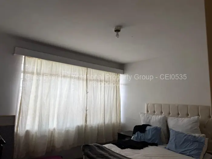 Flat/Apartment for Sale in Paddonhurst, Bulawayo