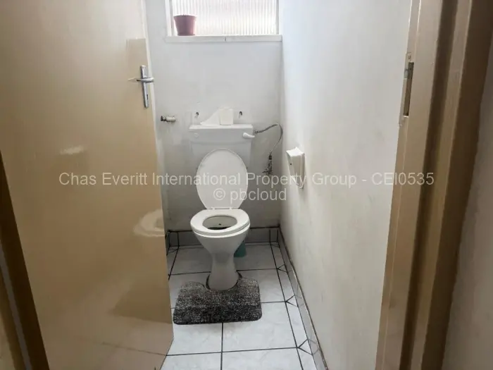 Flat/Apartment for Sale in Paddonhurst, Bulawayo