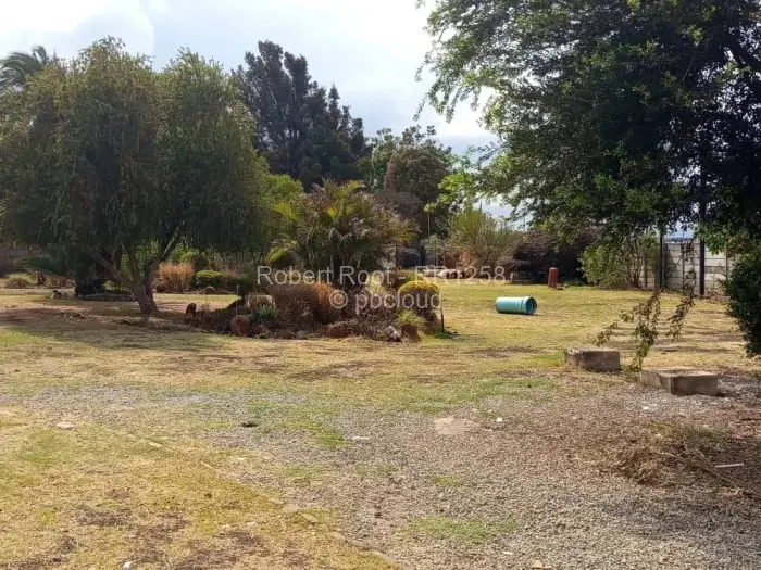 5 Bedroom House to Rent in Mount Pleasant, Harare