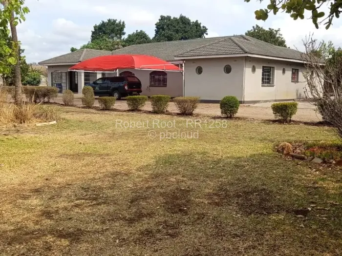 5 Bedroom House to Rent in Mount Pleasant, Harare