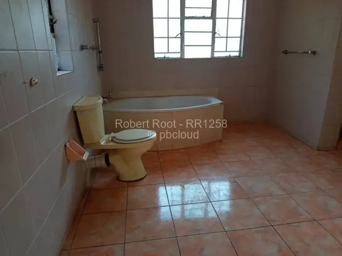 5 Bedroom House to Rent in Mount Pleasant, Harare