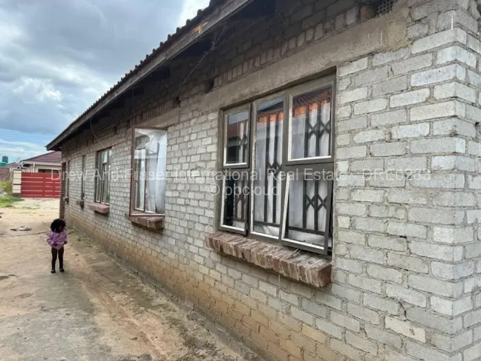 4 Bedroom House for Sale in Southview Park, Harare