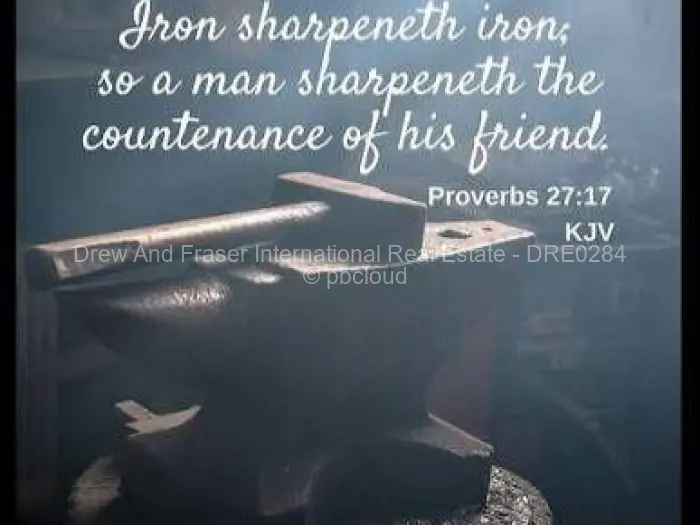 5 Bedroom House for Sale in Zengeza, Chitungwiza