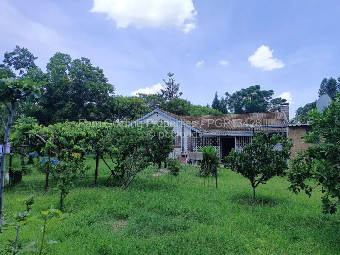 3 Bedroom House for Sale in Waterfalls, Harare