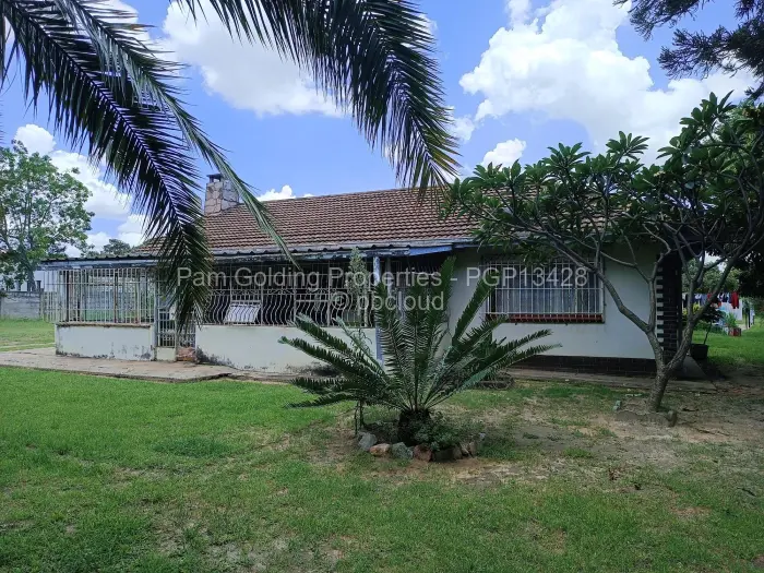 3 Bedroom House for Sale in Waterfalls, Harare