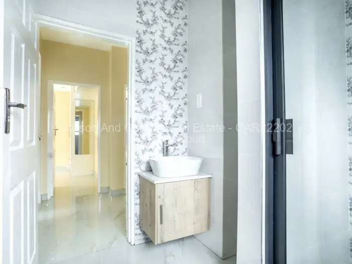 Townhouse/Cluster to Rent in Greencroft, Harare