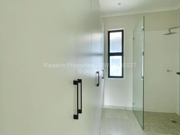 Townhouse/Cluster for Sale in Vainona, Harare