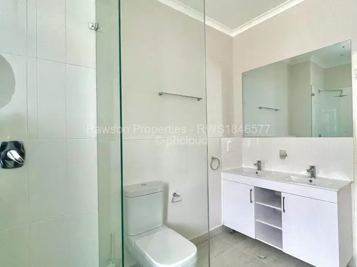 Townhouse/Cluster for Sale in Vainona, Harare