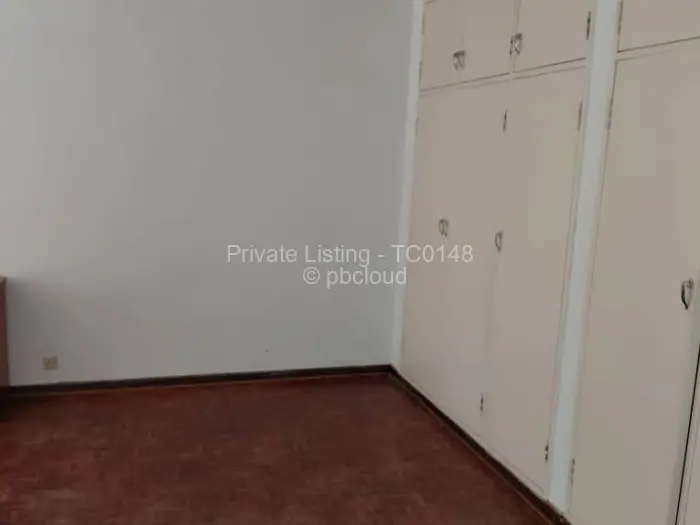 7 Bedroom House to Rent in The Grange, Harare