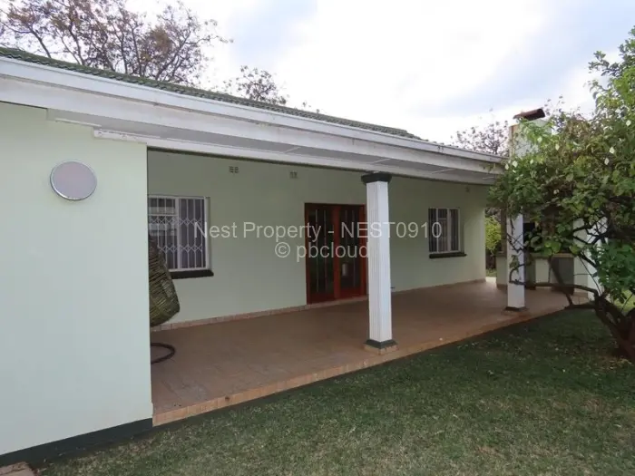 6 Bedroom House for Sale in Alexandra Park, Harare