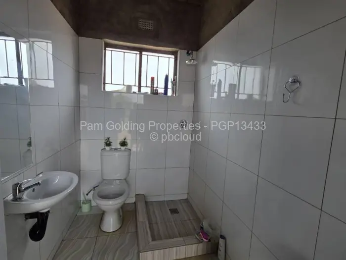 1 Bedroom House for Sale in Reigate, Bulawayo