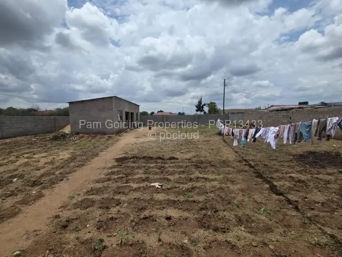 1 Bedroom House for Sale in Reigate, Bulawayo