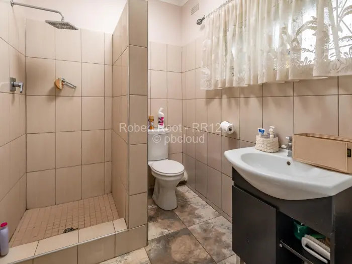 3 Bedroom House for Sale in Vainona, Harare