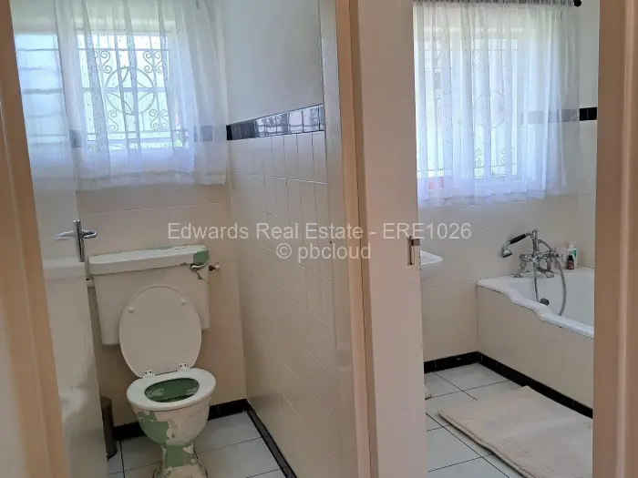 3 Bedroom House for Sale in Alexandra Park, Harare