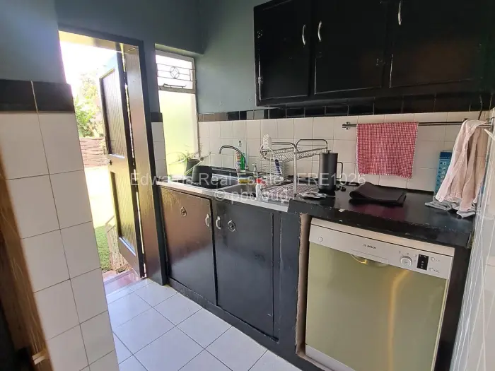 3 Bedroom House for Sale in Alexandra Park, Harare
