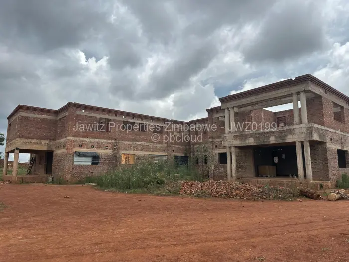 13 Bedroom House for Sale in Gletwin Park, Harare