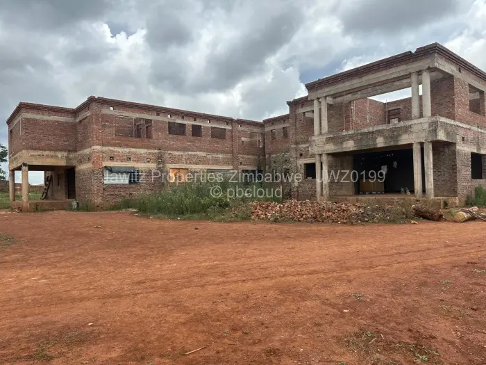 13 Bedroom House for Sale in Gletwin Park, Harare