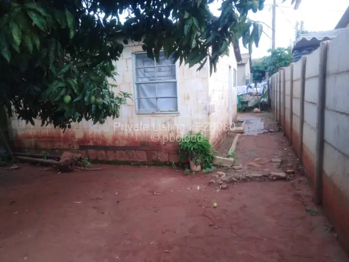 House for Sale in Mufakose, Harare
