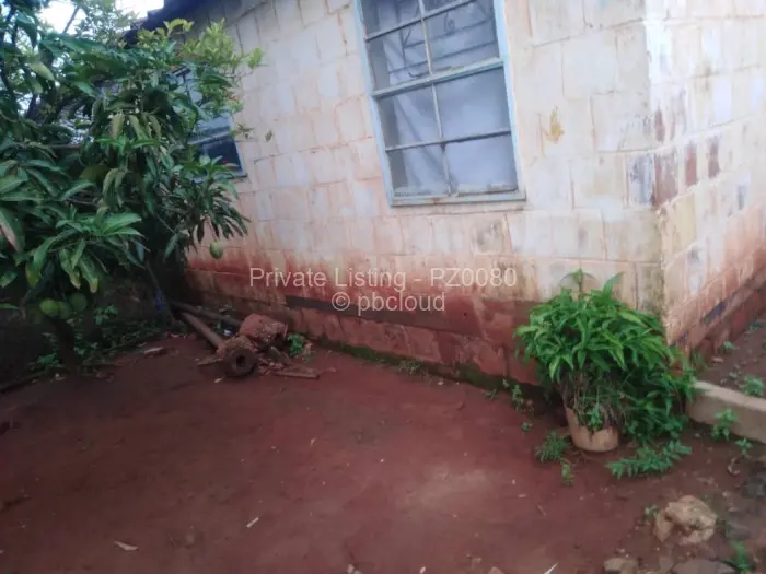 House for Sale in Mufakose, Harare