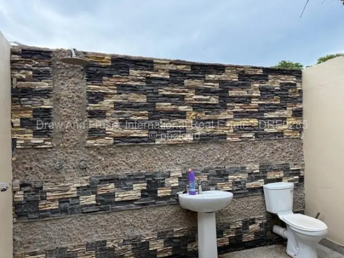 Farm/Plot for Sale in Mazowe, Mazowe