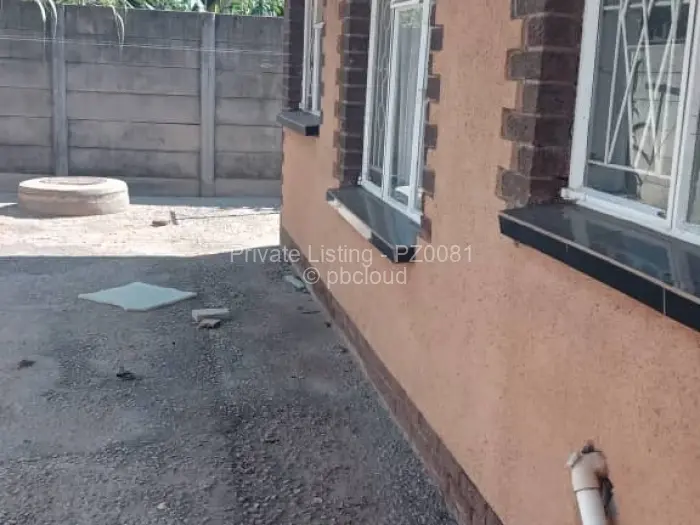 3 Bedroom House for Sale in Budiriro, Harare