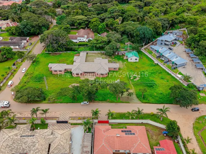 5 Bedroom House for Sale in Bluff Hill, Harare