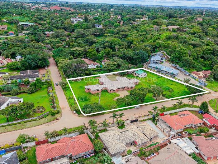 5 Bedroom House for Sale in Bluff Hill, Harare
