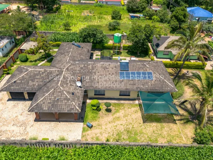 5 Bedroom House for Sale in Waterfalls, Harare