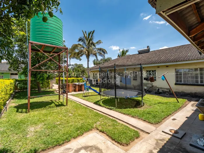 5 Bedroom House for Sale in Waterfalls, Harare