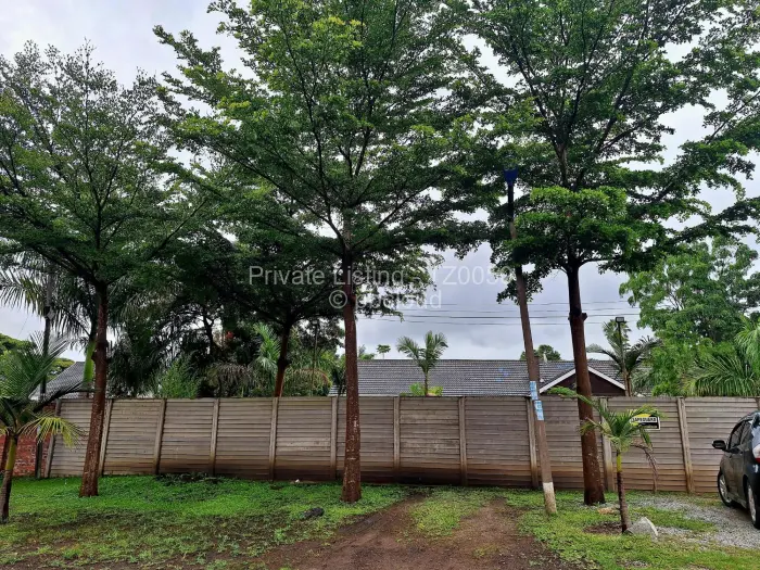 Office to Rent in Eastlea, Harare