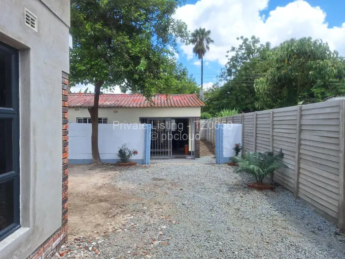 Office to Rent in Eastlea, Harare