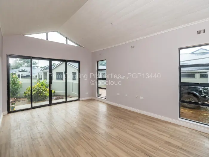 Townhouse/Cluster to Rent in Northwood, Harare