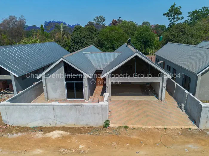 Townhouse/Cluster for Sale in Marlborough, Harare