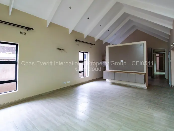 Townhouse/Cluster for Sale in Marlborough, Harare