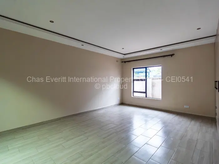 Townhouse/Cluster for Sale in Marlborough, Harare