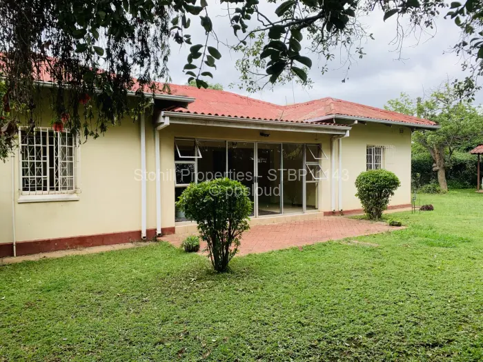 3 Bedroom House to Rent in Eastlea