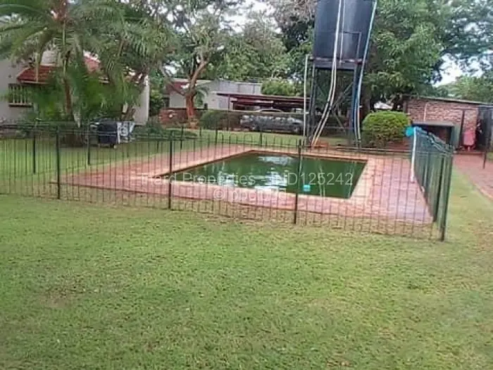 Townhouse/Cluster to Rent in Mandara, Harare