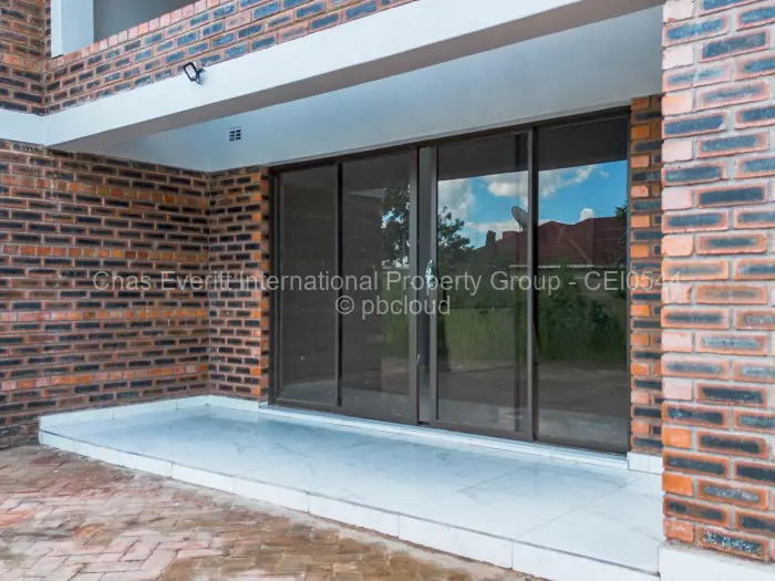 Townhouse/Cluster for Sale in Mabelreign, Harare