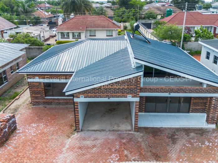 Townhouse/Cluster for Sale in Mabelreign, Harare