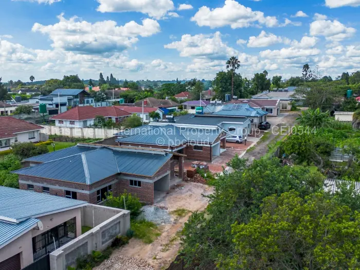 Townhouse/Cluster for Sale in Mabelreign, Harare