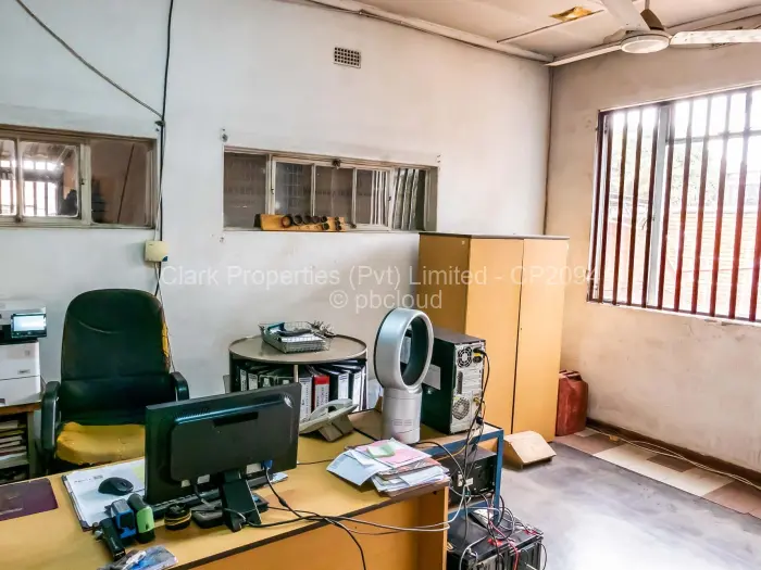 Warehouse/Industrial for Sale in Ardbennie, Harare