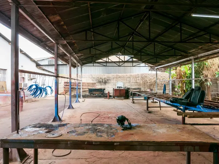 Warehouse/Industrial for Sale in Ardbennie, Harare
