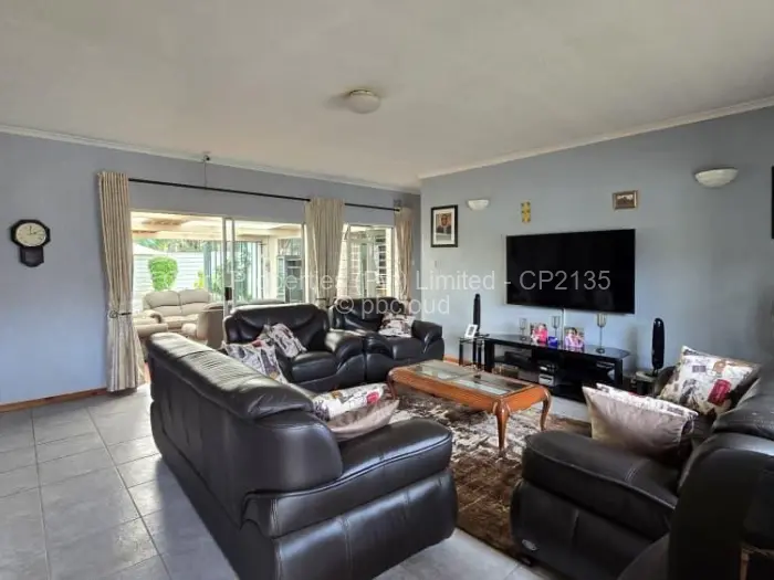 Townhouse/Cluster for Sale in Greendale North, Harare